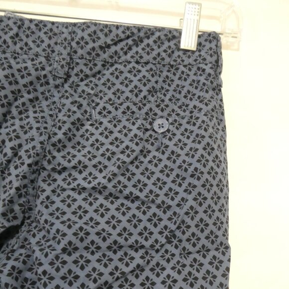 OLD NAVY - size 10 regular | Blue Shorts With Black Pattern Design - Picture 11 of 14